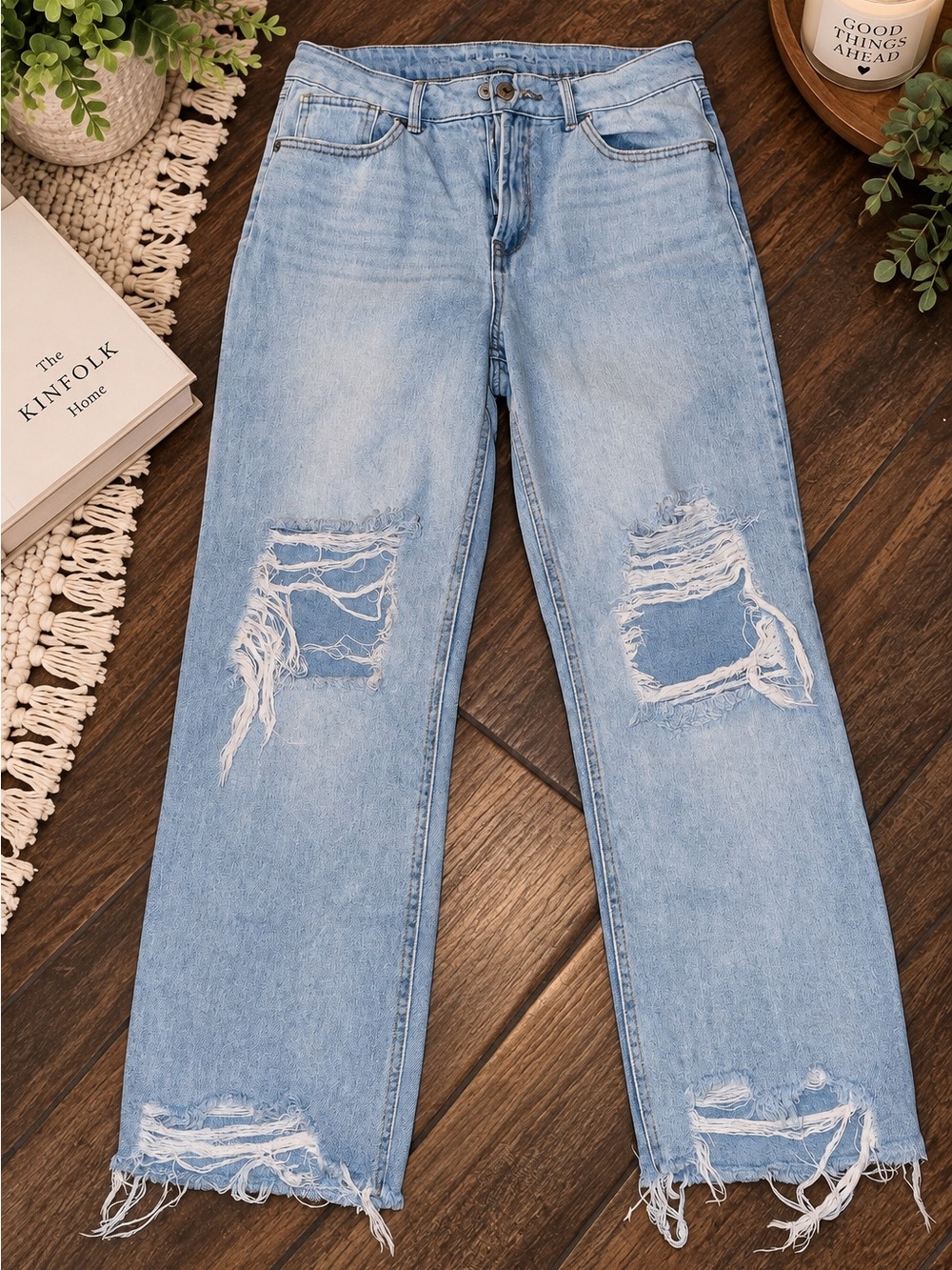 Rewash Light Wash Distressed Straight Leg Jeans – Size 11/30